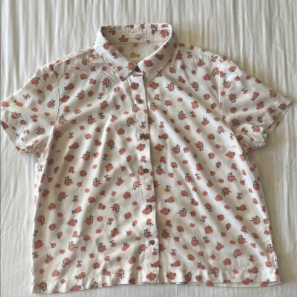 Cropped Floral Vans Shirt - White and Pink